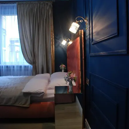 Center 2 * 利沃夫