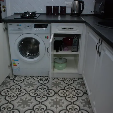 Center 2 * 利沃夫