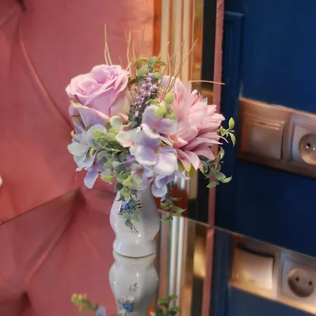 Center 2 * 利沃夫